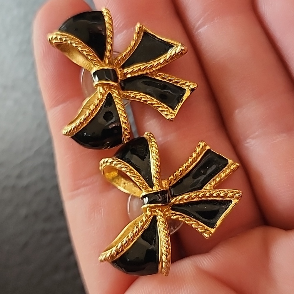 Vtg Kenneth Jay Lane For Avon Earrings - image 1